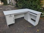 L shape Office Table 5.5X4Ft