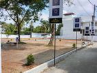 Lake Sanctuary Battaramulla Pelawatta Land Plots for Sale
