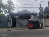Land with Building Sale Madampitiya