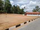 Land for sale at Padukka near Ruwanpura Highway Entrance