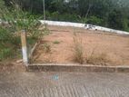 Land for sale Close to Athurugiriya