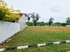 Land for Sale Habarakada, facing paddy field. (ID : HBRK004)