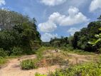 Land for sale in Aluthgama