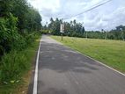 Land for sale in Bandaragama Millaniya