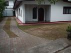 Land For Sale In Boralesgamuwa අබේරත්න මාවත