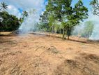 LAND FOR SALE IN HIRIKATIYA
