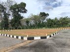 Land For Sale in Kahathuduwa