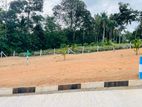Land for sale in kalagedihena