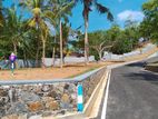 Land for Sale in Karapitiya