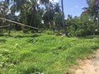 Land for Sale in Katana. (Kochchikade Madampella Road)