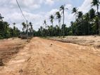 Land for Sale in Negombo with 15p