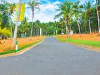Land for sale in padukka Mahamaya pedesa