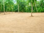 Land for sale in Veyangoda Kirindiwela Road Y 14