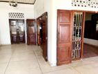 Land for sale with an old house in Mount lavinia