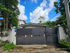 Land for Sale with Old House in Boralesgamuwa - 3949 U