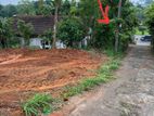 Land in Kesbewa Piliyandala Kahathuduwa - 30 meters to 120 Main Bus Rd