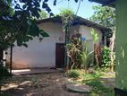 Land with House for Sale Madiwela