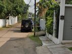 Land in Very Well Sought After Neighborhood - Kotte pitakotte