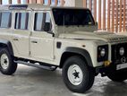 Land Rover Defender 110 2011