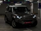 Land Rover Defender 110 2023
