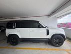 Land Rover Defender 110 2024
