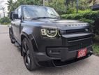 Land Rover Defender 110 BLACK PCK P300 2023