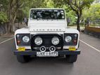 Land Rover Defender 110 Station Wagon 2011