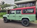 Land Rover Defender 1982