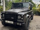 Land Rover Defender 1982