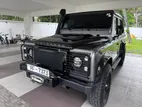 Land Rover Defender 2009