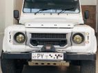 Land Rover Defender 2011