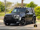 Land Rover Defender 2025