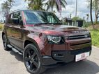 Land Rover Defender 2025
