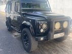 Land Rover Defender 2004