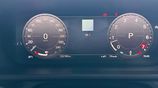 Land Rover Defender P300 Dynamic 2025