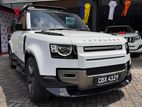 Land Rover Defender P300 Dynamic SE 2025