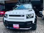 Land Rover Defender P300 X Dynamic SE 2023