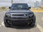 Land Rover Defender P400 2025