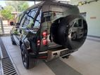 Land Rover Defender P400e 2025