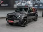 Land Rover Defender P400e 2025