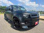 Land Rover Defender Petrol Sunroof HSE 2023