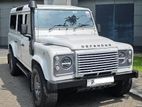 Land Rover Defender Puma 110 2011