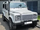 Land Rover Defender Puma 110 2011