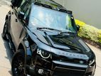 Land Rover Defender SE 2024