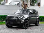 Land Rover Defender X-Dynamic B/N 2025