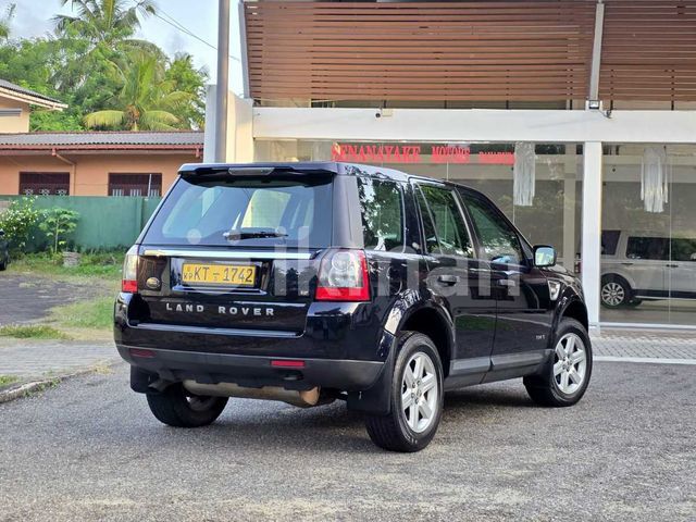 Land Rover Freelander 2 2012 photo 2
