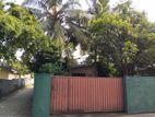 Land with a Livable House for Sale in Pamunuwa, Maharagama