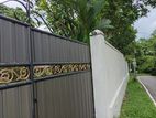 Land with An Old House for Sale in Subhuthipura, Battaramulla