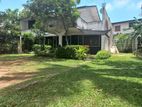 Land with an old house for Sale - mountlavinia