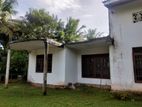 Land with House for Sale – Hanwella, Pahathgama